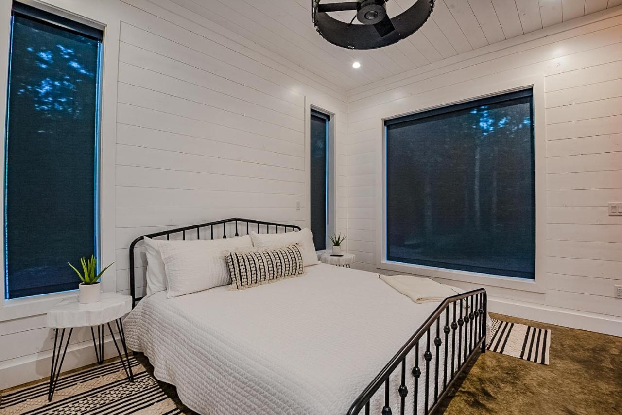 "The Barndo" 4Br Luxury Cabin, Hot Tub, Fire Pit, Bunks, Arcades, Playhouse! Broken Bow Exteriör bild