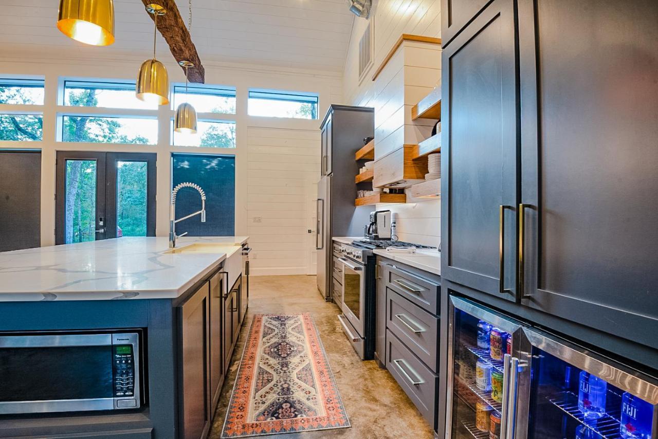 "The Barndo" 4Br Luxury Cabin, Hot Tub, Fire Pit, Bunks, Arcades, Playhouse! Broken Bow Exteriör bild