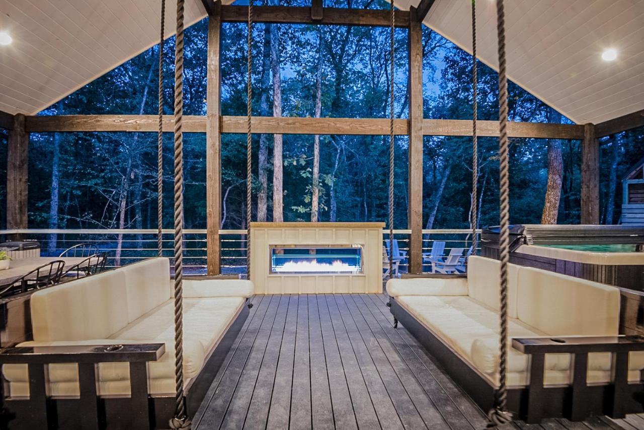 "The Barndo" 4Br Luxury Cabin, Hot Tub, Fire Pit, Bunks, Arcades, Playhouse! Broken Bow Exteriör bild