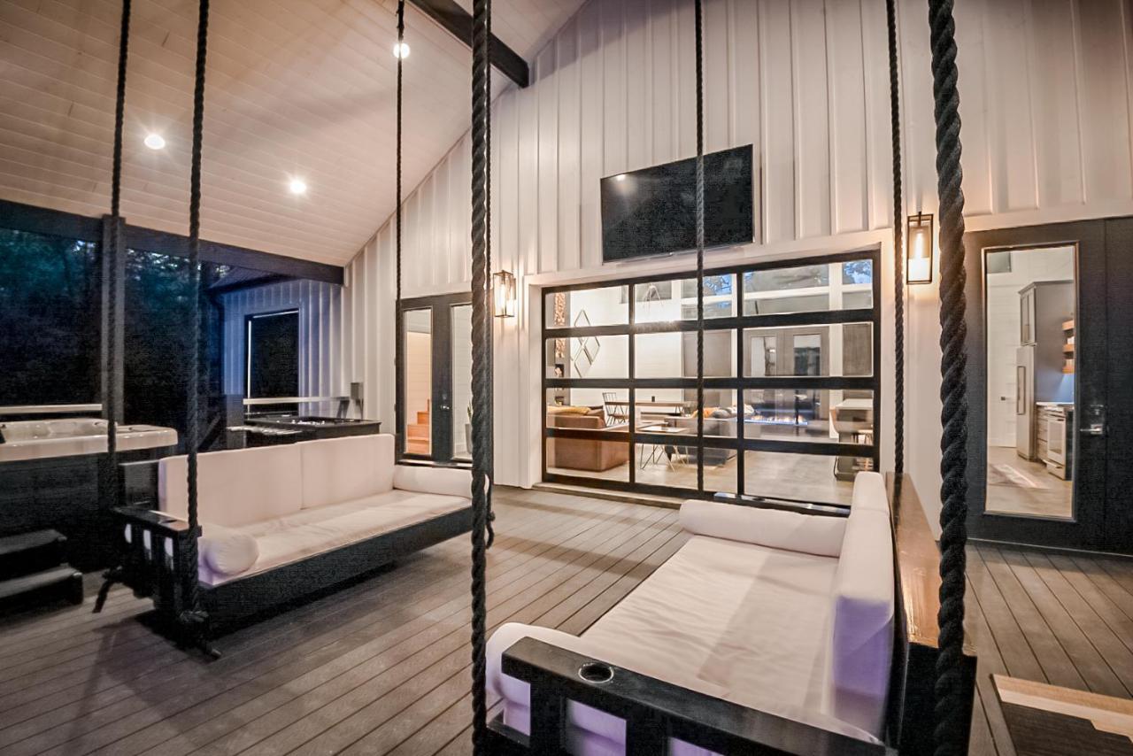 "The Barndo" 4Br Luxury Cabin, Hot Tub, Fire Pit, Bunks, Arcades, Playhouse! Broken Bow Exteriör bild
